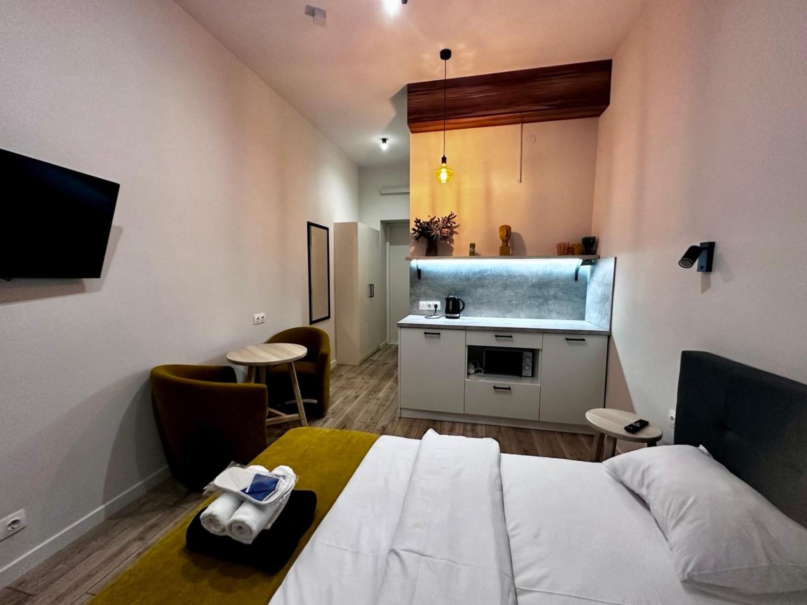 Hotel Gallery 21 Lviv Ngoại thất bức ảnh