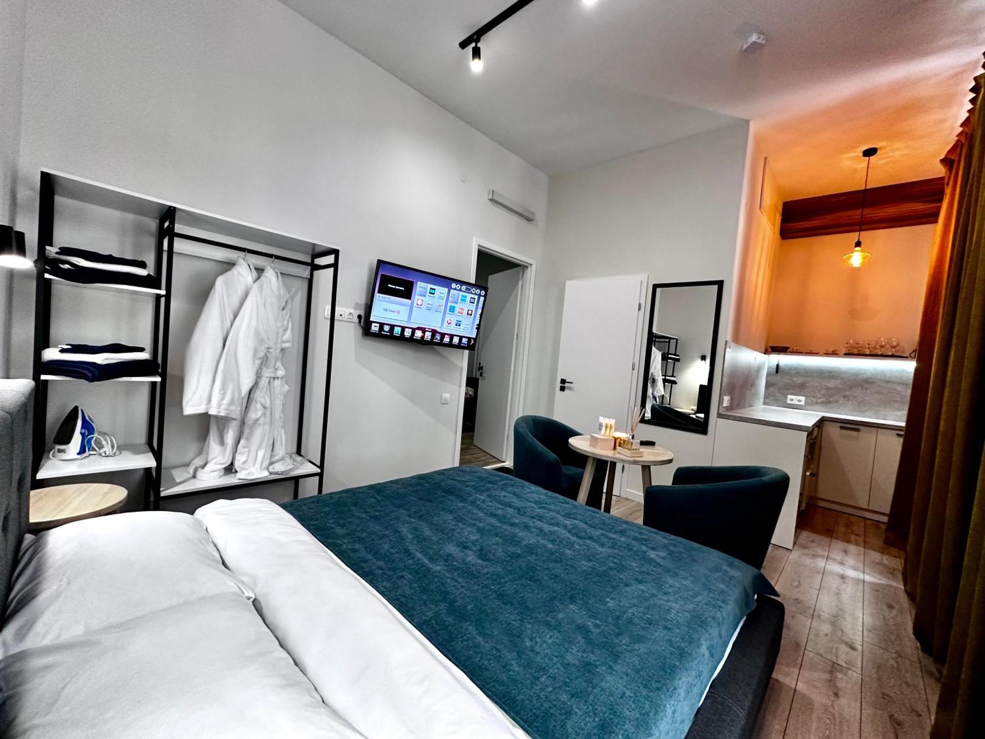 Hotel Gallery 21 Lviv Ngoại thất bức ảnh