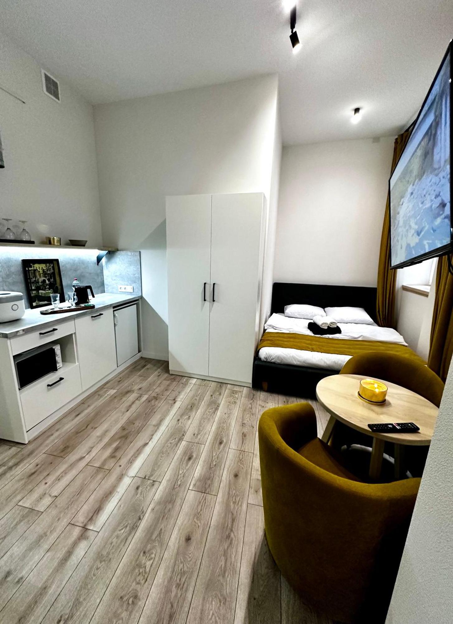 Hotel Gallery 21 Lviv Ngoại thất bức ảnh