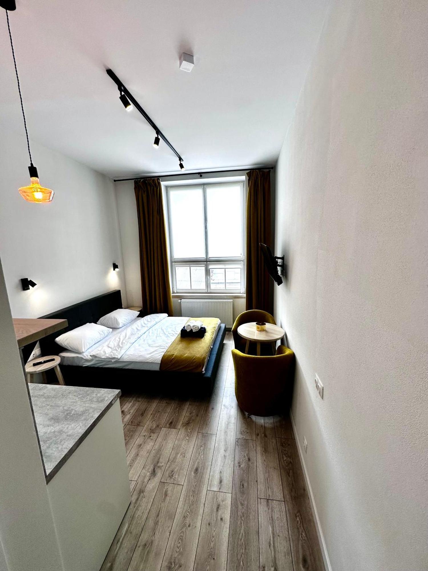 Hotel Gallery 21 Lviv Ngoại thất bức ảnh