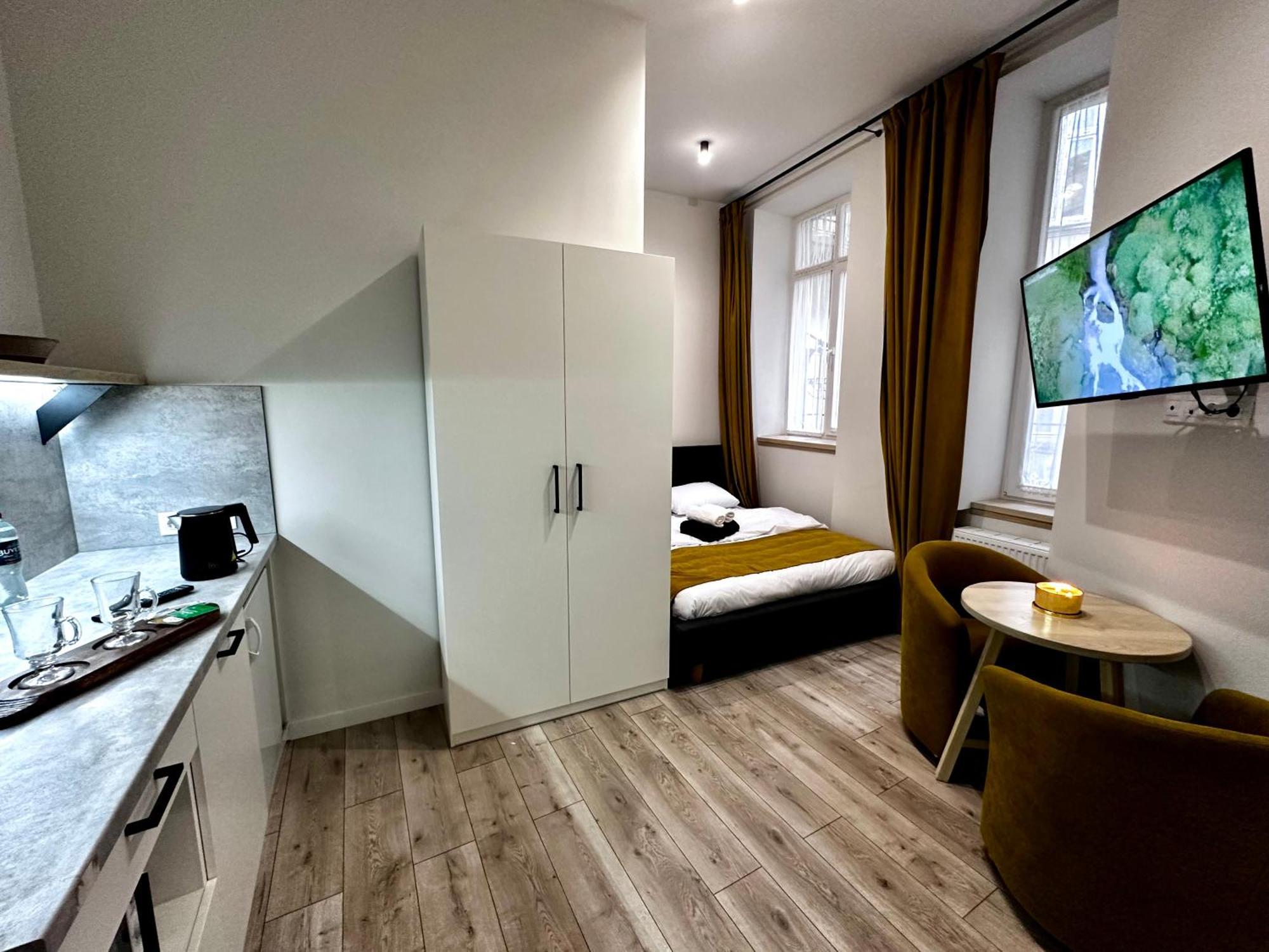 Hotel Gallery 21 Lviv Ngoại thất bức ảnh